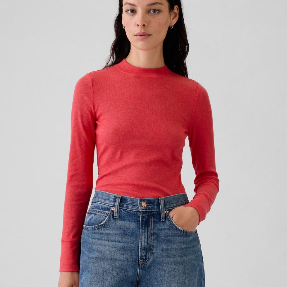 NWT GAP ESSENTIAL Rib Long Sleeves MOCKNECK T-SHIRT - Modern Red - Size S Tall